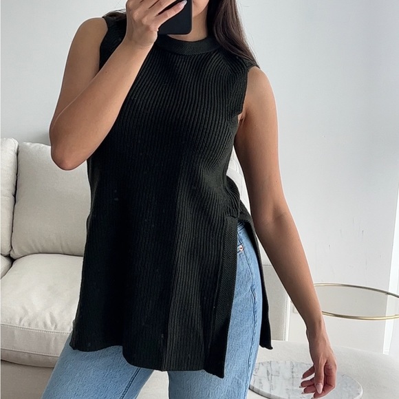 New Aritzia Sleeveless Knit Sweater - Picture 3 of 4